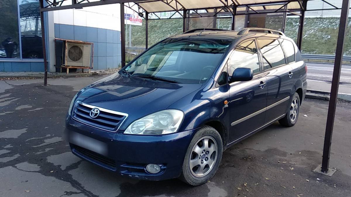 Toyota Avensis Verso