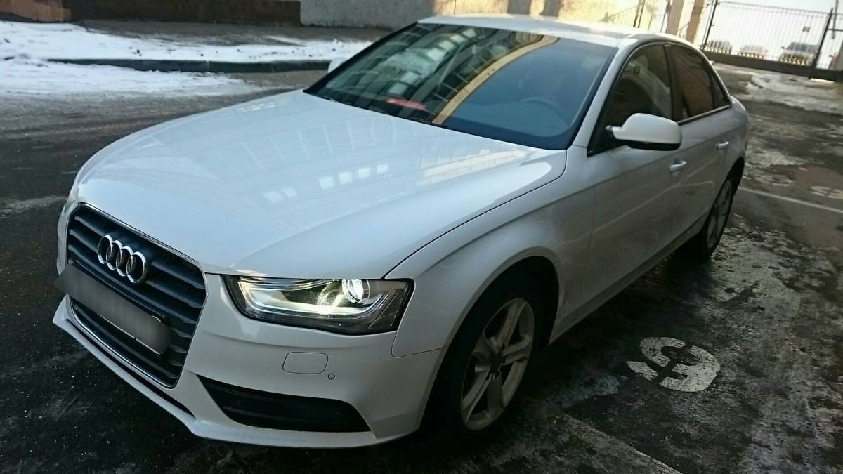Audi A4 IV (B8)